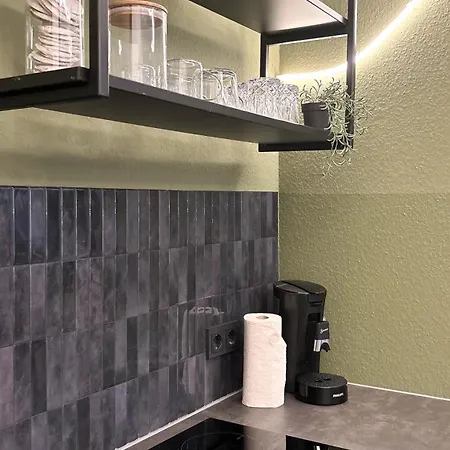 Inside - Design Mit Balkon דירה *